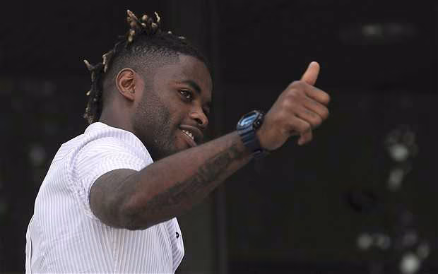 Alex Song en visite en Guin&eacute;e