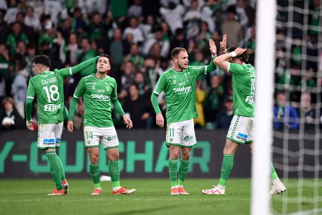 AS Saint-Etienne v Rodez