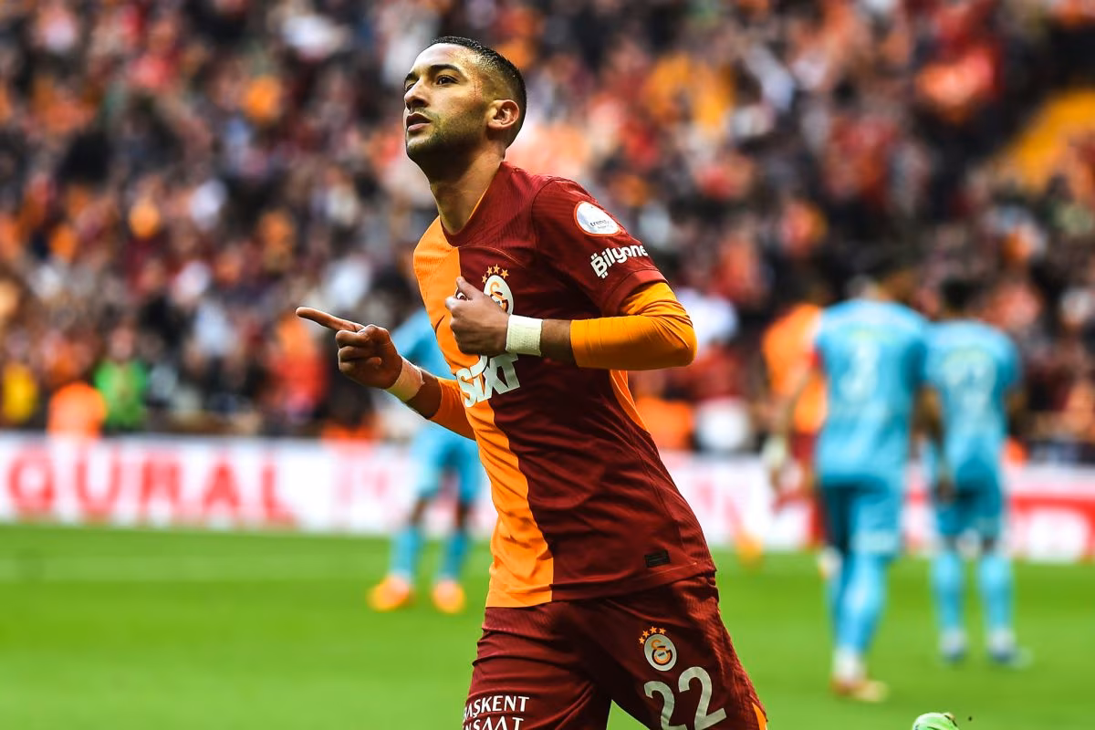 Changement de programme pour Hakim Ziyech !