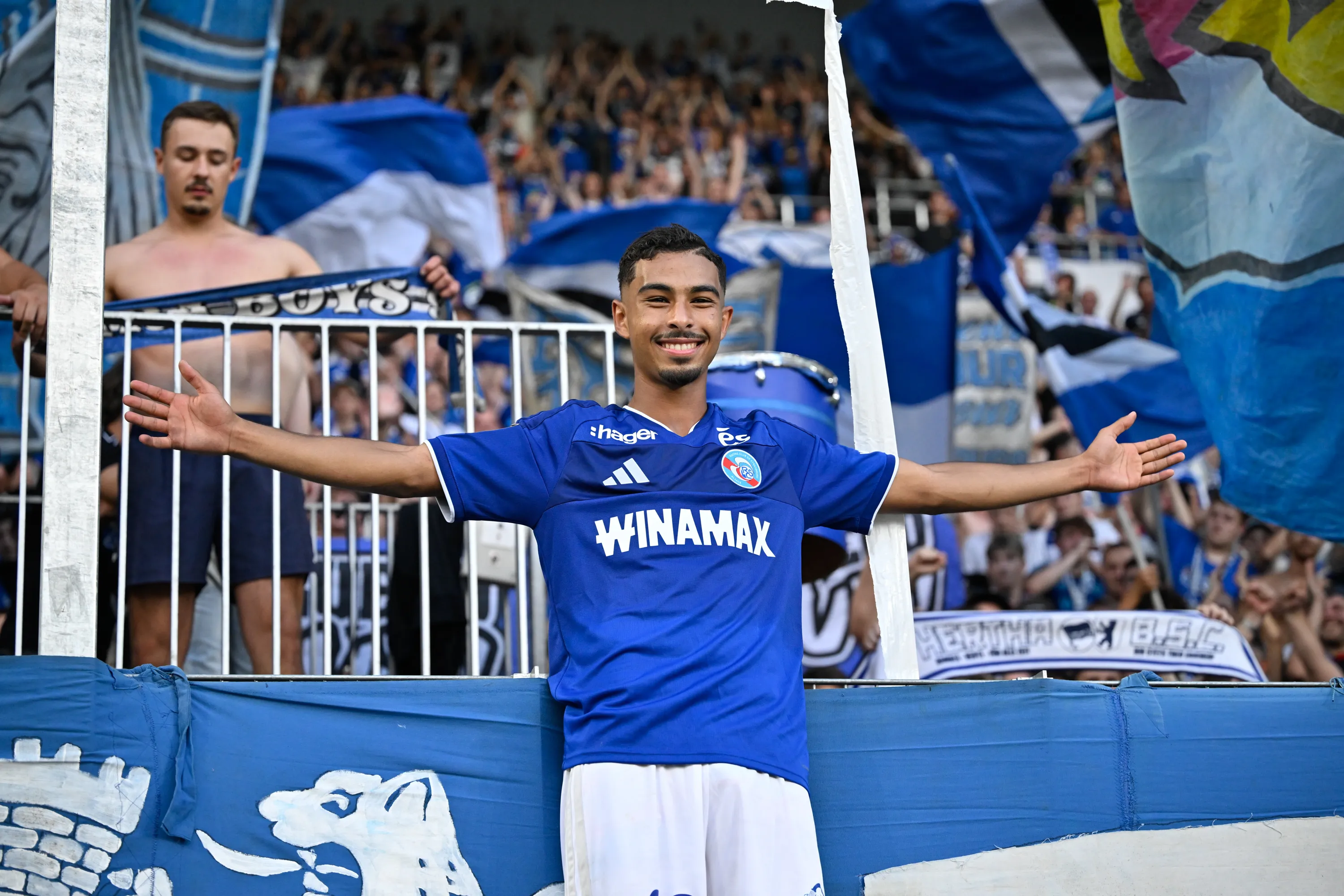 Gessime Yassine et deux tripl&eacute;s : les jeunes talents marocains enchantent l&rsquo;Europe