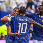 Maroc : &ldquo;il n&rsquo;y a pas de mot&rdquo;, l&rsquo;&eacute;motion d&rsquo;Achraf Hakimi, c&eacute;l&eacute;br&eacute; pour sa 100e s&eacute;lection