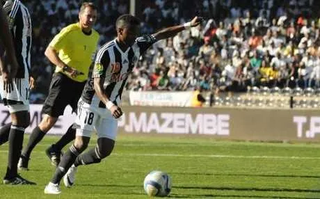 CdC : D&eacute;part gagnant pour le TP Mazembe et le Maroc