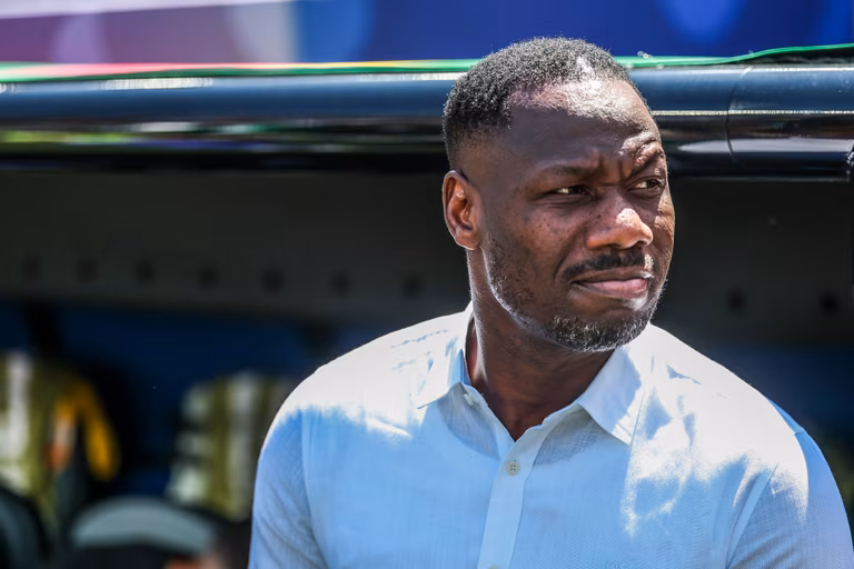 S&eacute;n&eacute;gal : &ldquo;&ccedil;a n&rsquo;a jamais &eacute;t&eacute; un probl&egrave;me d&rsquo;argent&rdquo;, les v&eacute;rit&eacute;s de Pape Thiaw sur les pol&eacute;miques et son contrat (Coupe du monde 2026)