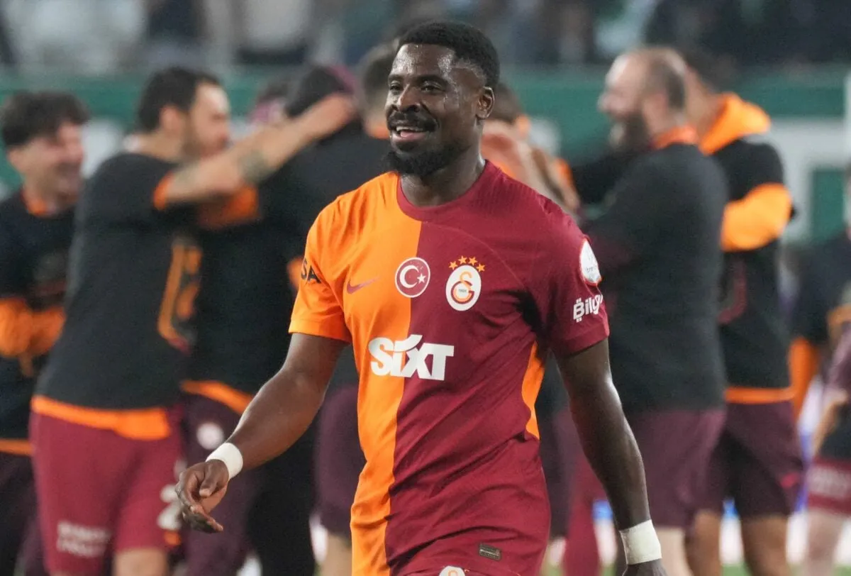 Galatasaray : le tacle d&rsquo;Aurier pour annoncer son d&eacute;part&nbsp;!