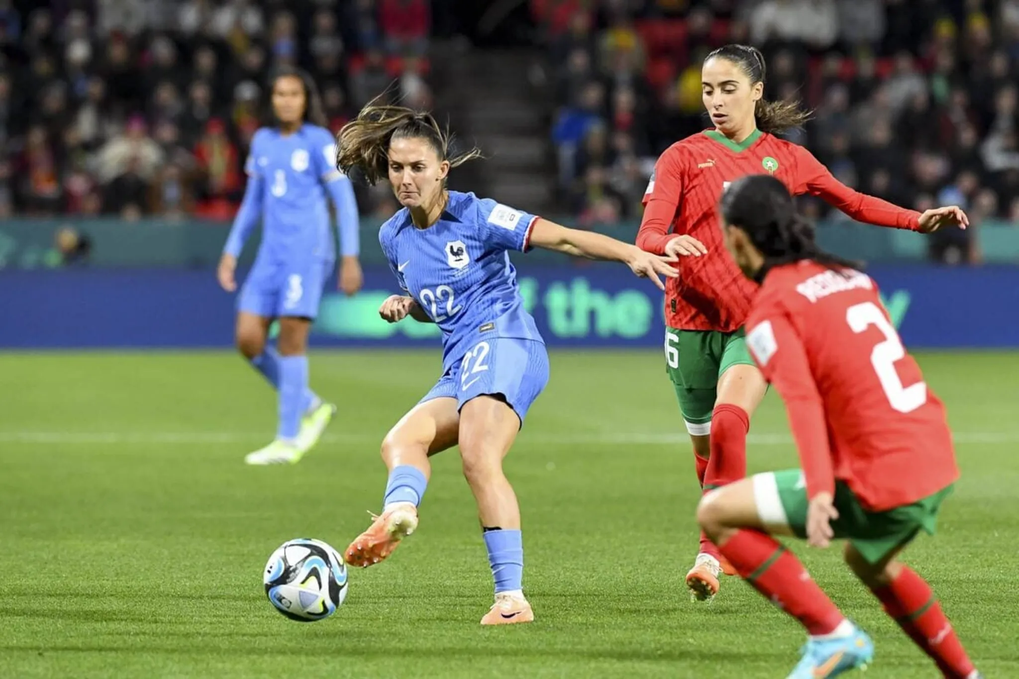 France-Maroc : Lahmari pr&ecirc;te &agrave; baffer les Bleues !