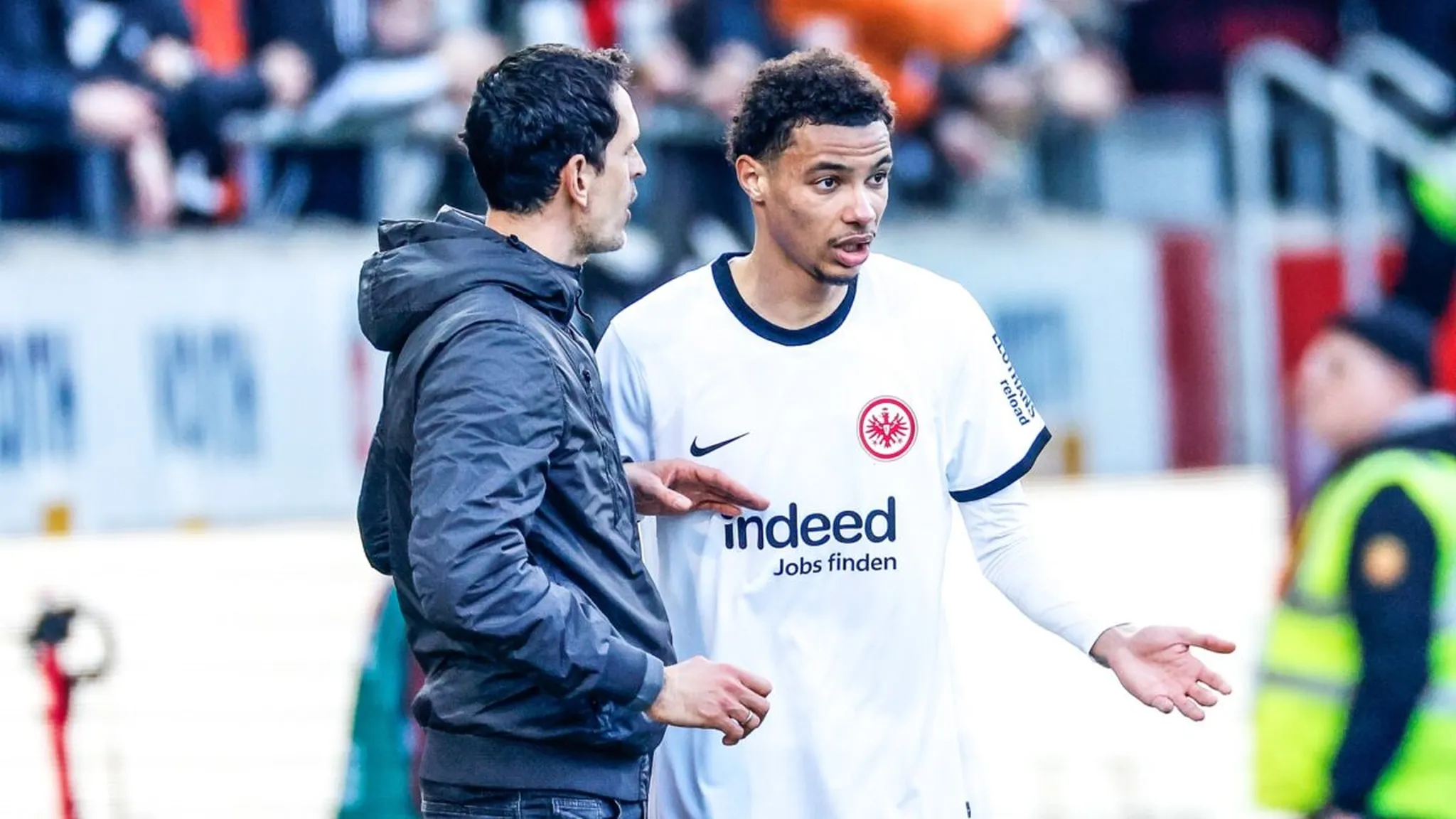 Cameroun : l&rsquo;agent d&rsquo;Ekitike contredit Brys !