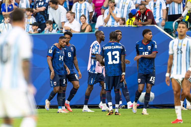 Argentine 3-2 Cap-Vert : &ldquo;C&rsquo;&eacute;tait incroyable&rdquo;&hellip; les Requins Bleus ont-ils sign&eacute; la plus grande prestation africaine en Coupe du monde ?