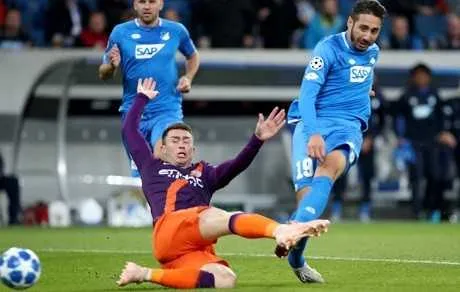 LDC : un Belfodil record, Mazraoui r&eacute;gale, Kondogbia taille patron