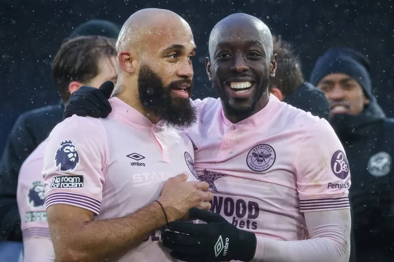 Manchester United et Tottenham veulent se partager le duo Wissa-Mbeumo !