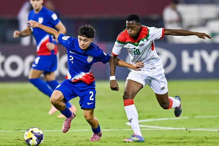 Coupe du monde U17 : le Mali sans trembler, le Burkina Faso domin&eacute;