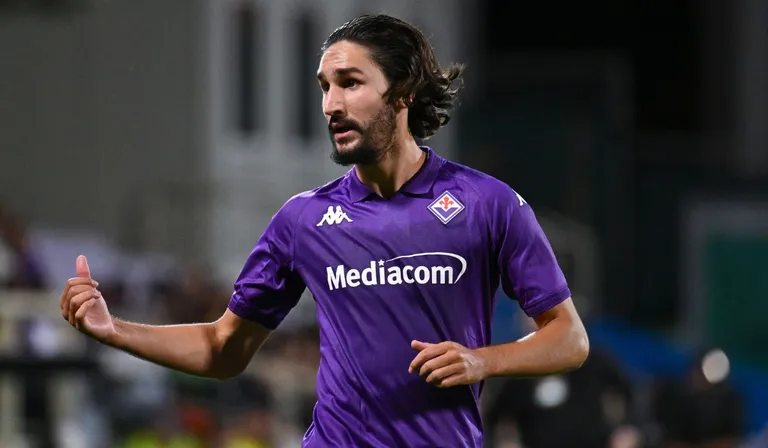 Yacine Adli en rajoute une couche sur l’Algérie