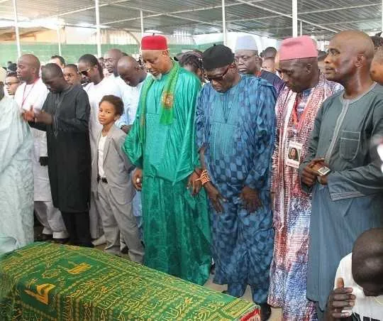 S&eacute;n&eacute;gal : foule immense pour un dernier hommage &agrave; Metsu