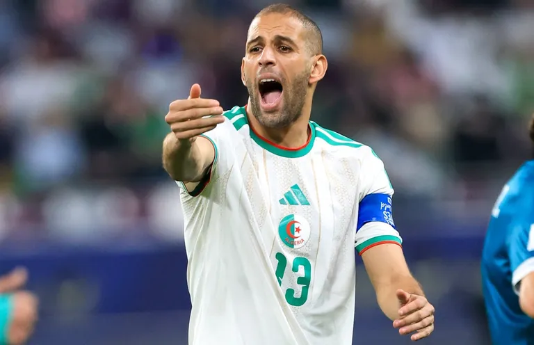 Islam Slimani r&eacute;silie son contrat en pleine saison !