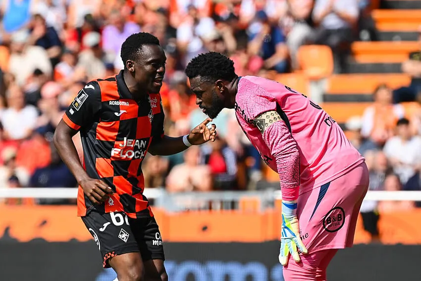 Arthur AVOM EBONG et Yvon MVOGO , Lorient