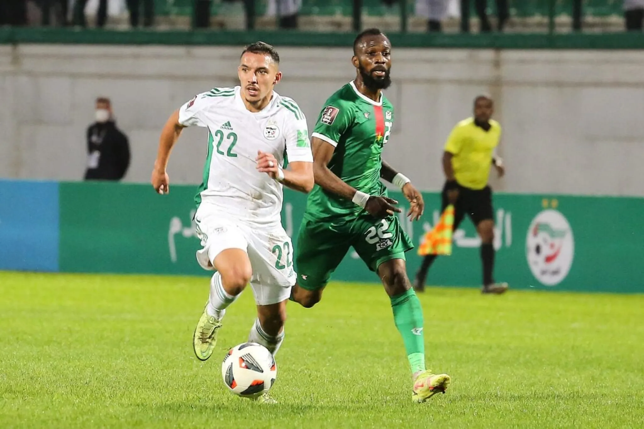 Togo-Alg&eacute;rie : les compos avec Bennacer et Slimani, sans Bela&iuml;li