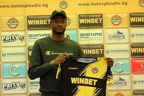 Mercato-Angers : F&eacute;r&eacute;bory Dor&eacute; retourne en Bulgarie (officiel)