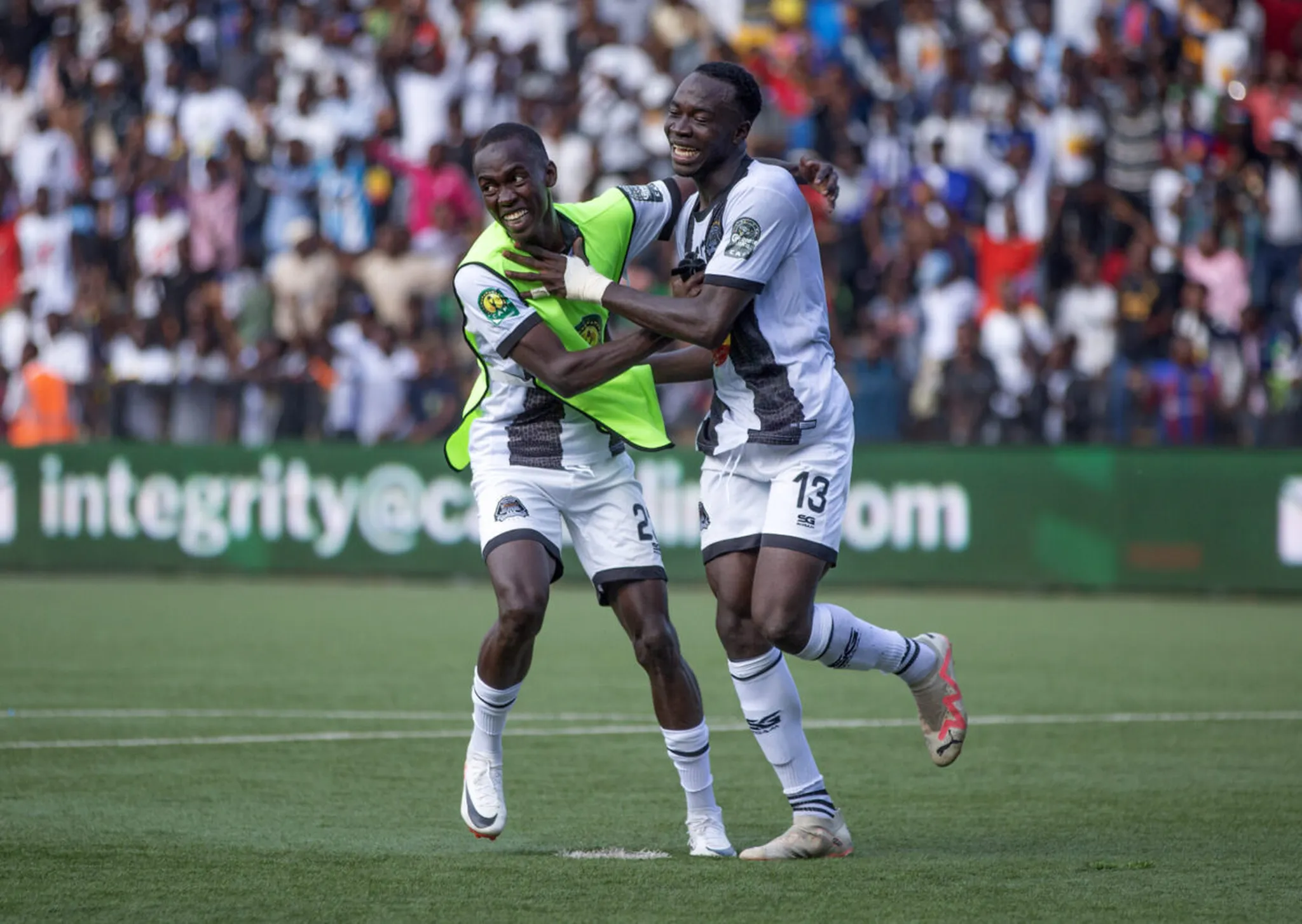 Ligue des champions CAF : le TP Mazembe fonce vers les groupes, la remontada des FAR Rabat