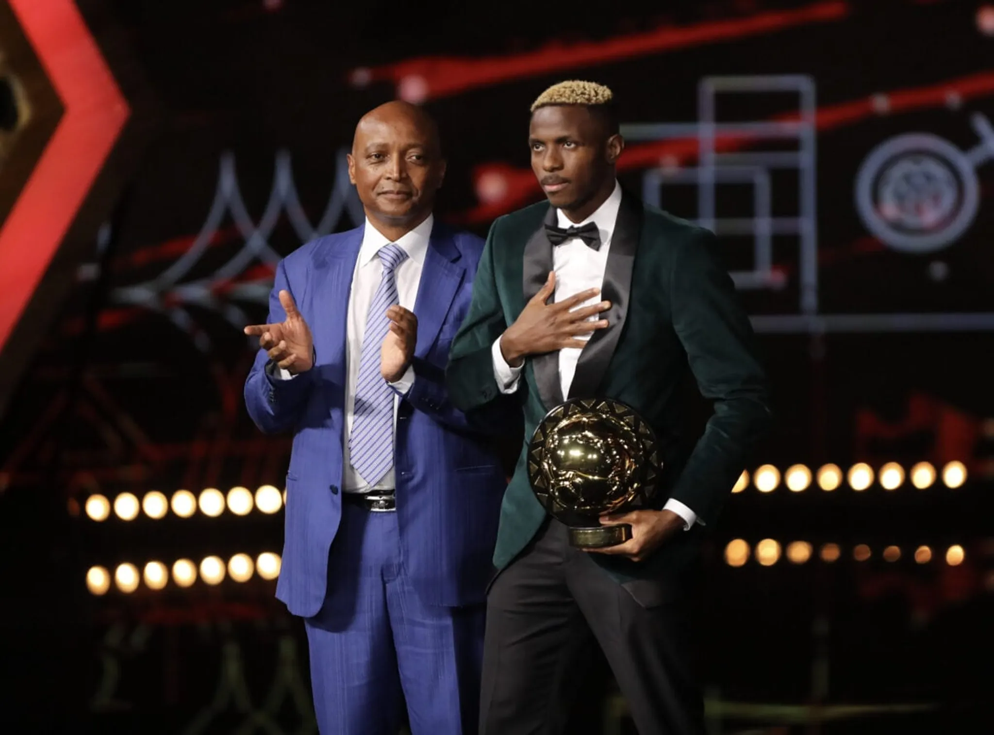 Ballon d&rsquo;Or Africain 2023 : Osimhen sacr&eacute; &agrave; Marrakech, 24 ans apr&egrave;s !