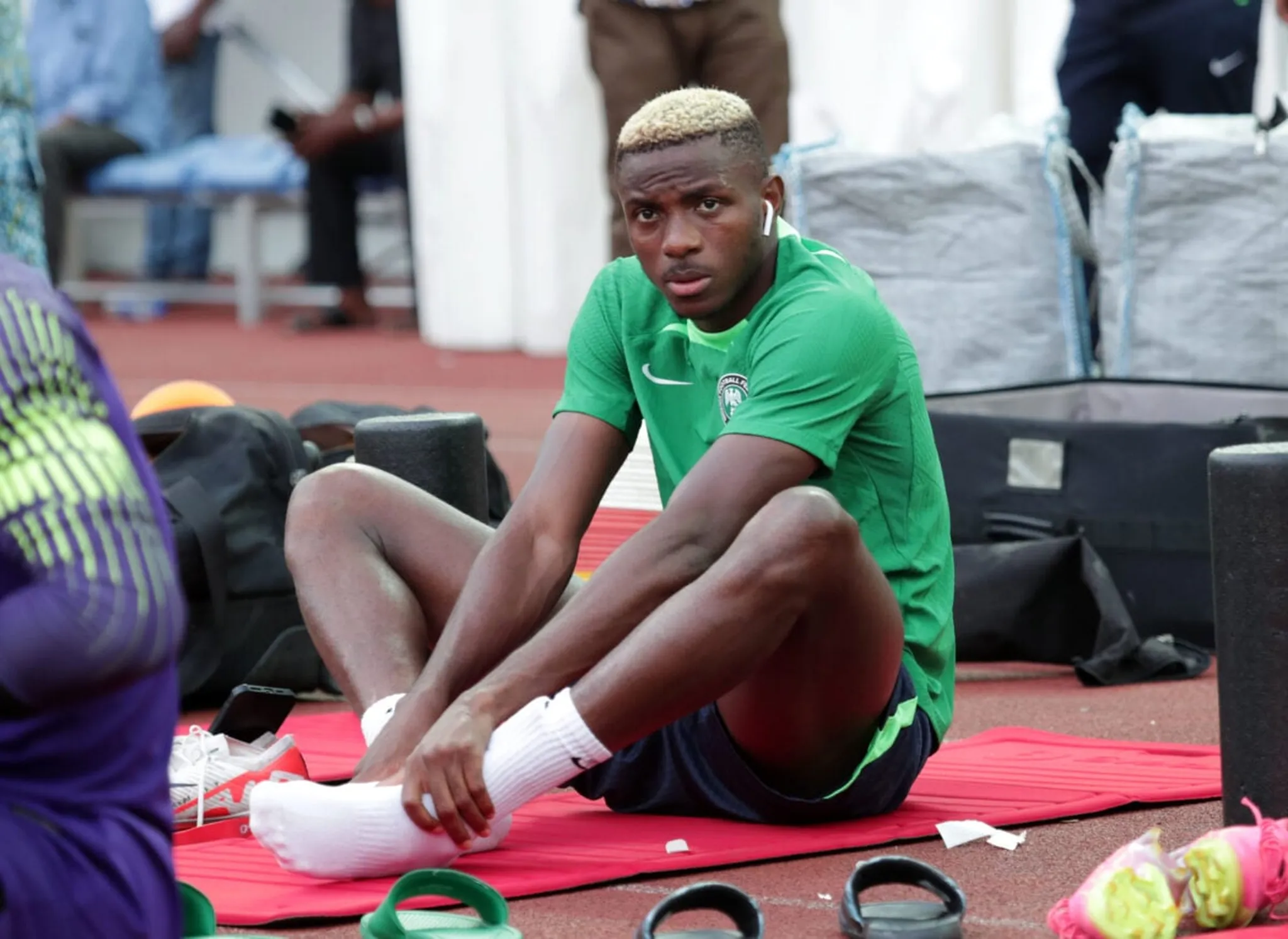 Nigeria : Osimhen, Naples demande r&eacute;paration !