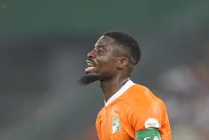 Serge Aurier en discussions avec 2 clubs