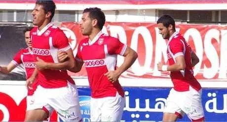 Tunisie : l&rsquo;ES Sahel prend les commandes, l&rsquo;ES Tunis r&eacute;gale