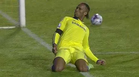 Chelsea : Drogba ne s&rsquo;arr&ecirc;te plus !