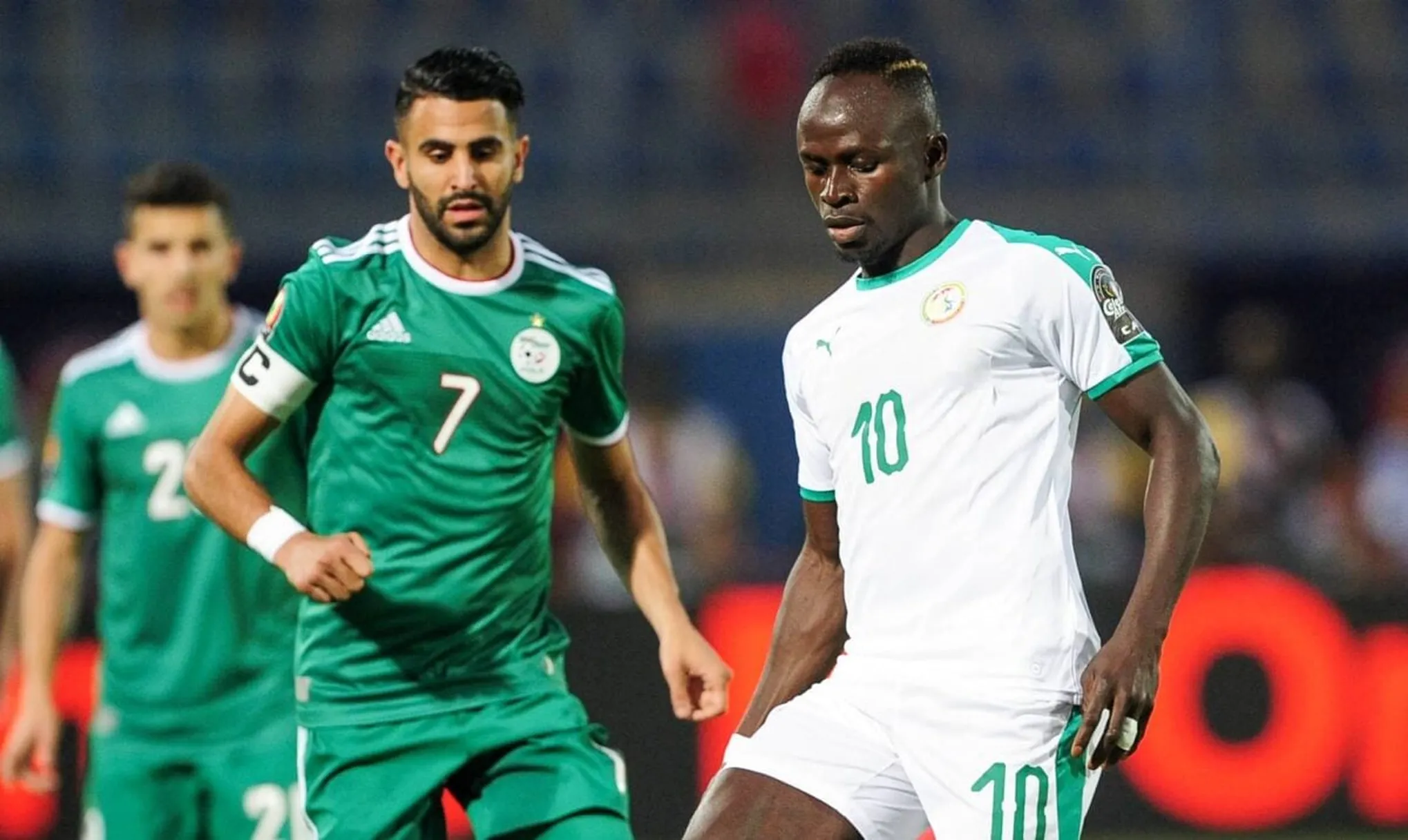 Arabie Saoudite : Man&eacute; ou Mahrez, qui aura le plus gros salaire ?