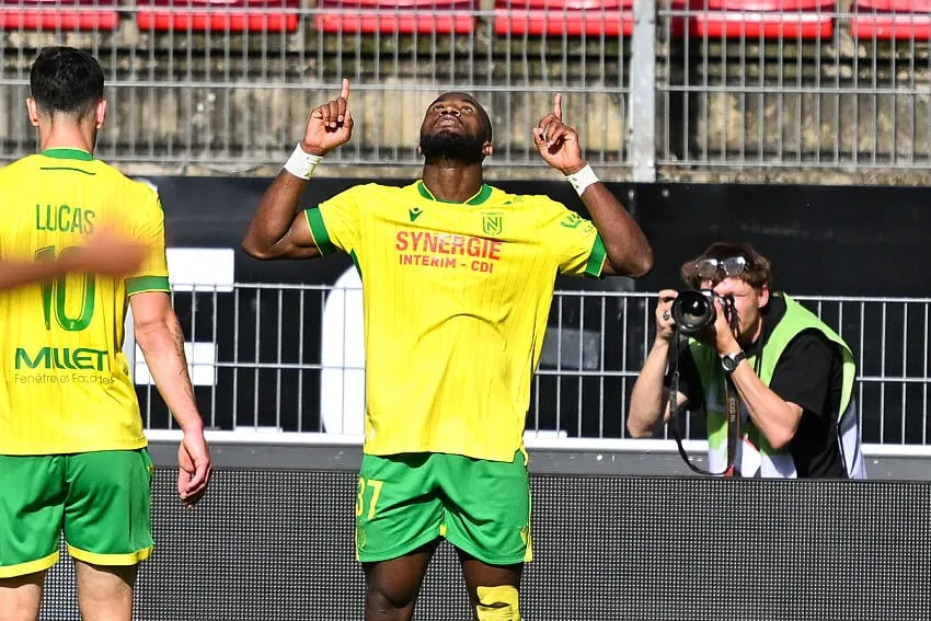 Ignatius GANAGO , nantes