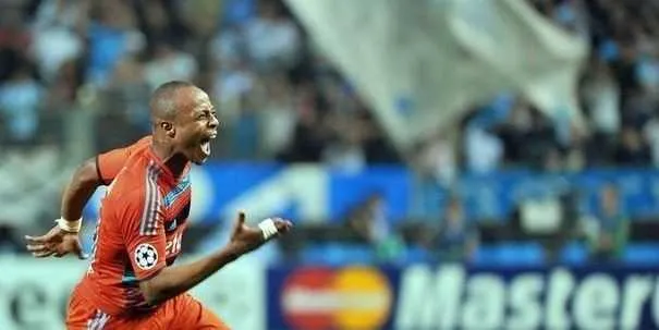 OM: Ayew qui rit, Ayew qui pleure
