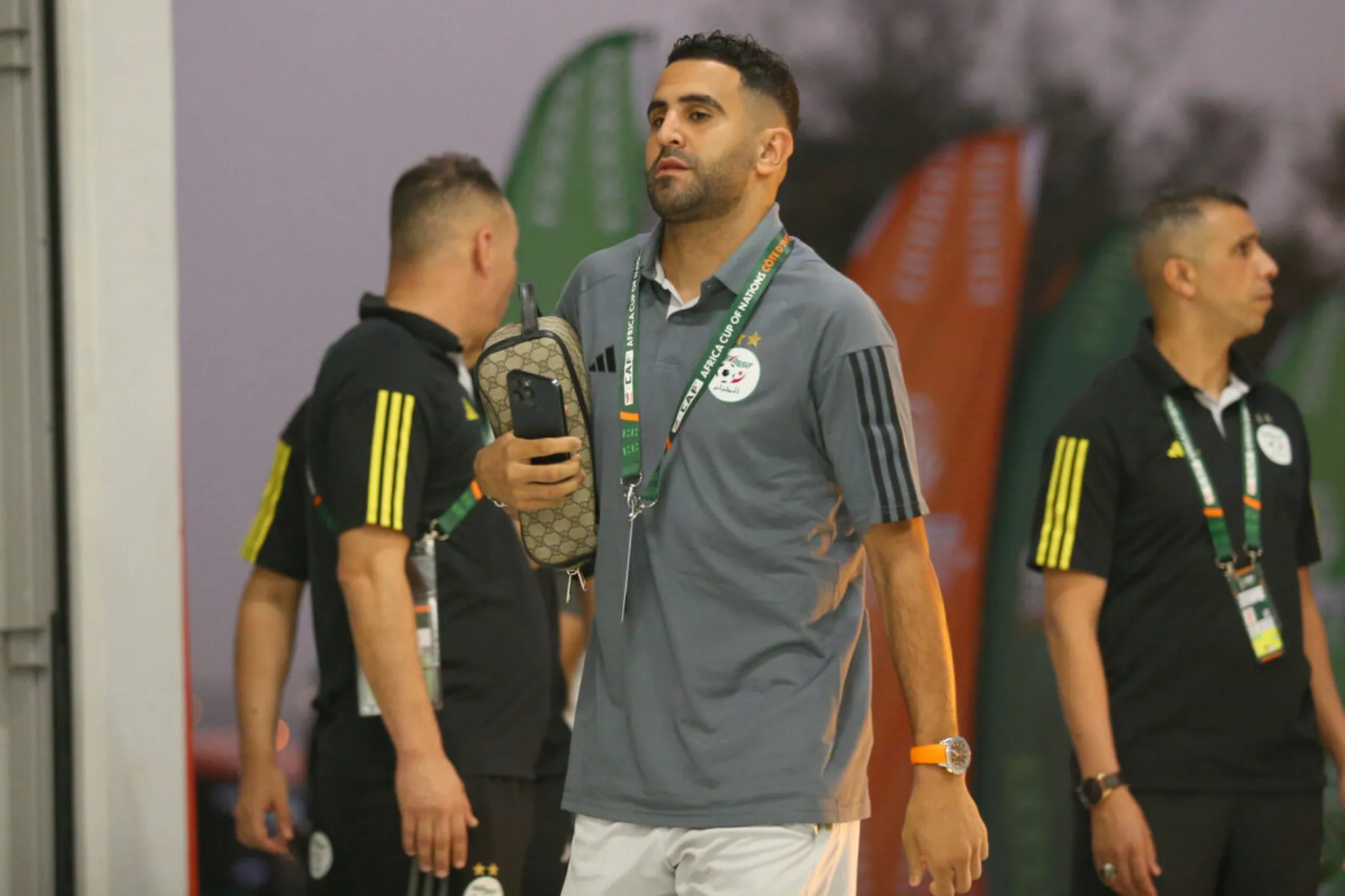 Alg&eacute;rie : la r&eacute;ponse cinglante de Mahrez aux critiques