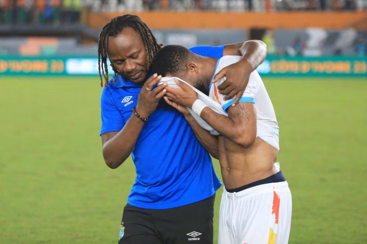 Le geste touchant des Young Boys pour Meschack Elia