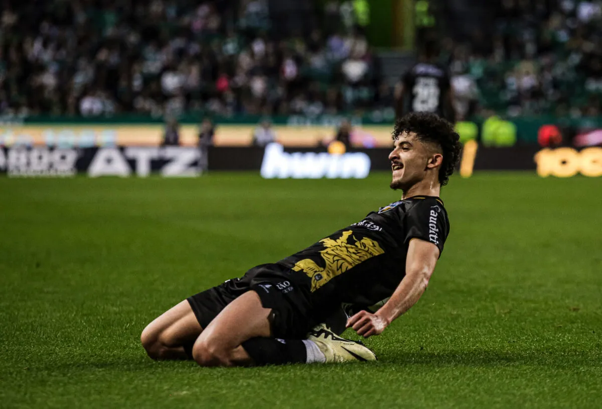 Alg&eacute;rie : 2 cadors &agrave; la lutte pour Belloumi&nbsp;!