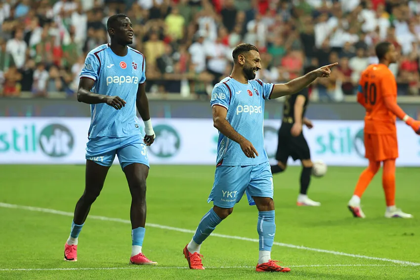 Mohamed Salah , Paul Onuachu , trabzonspor