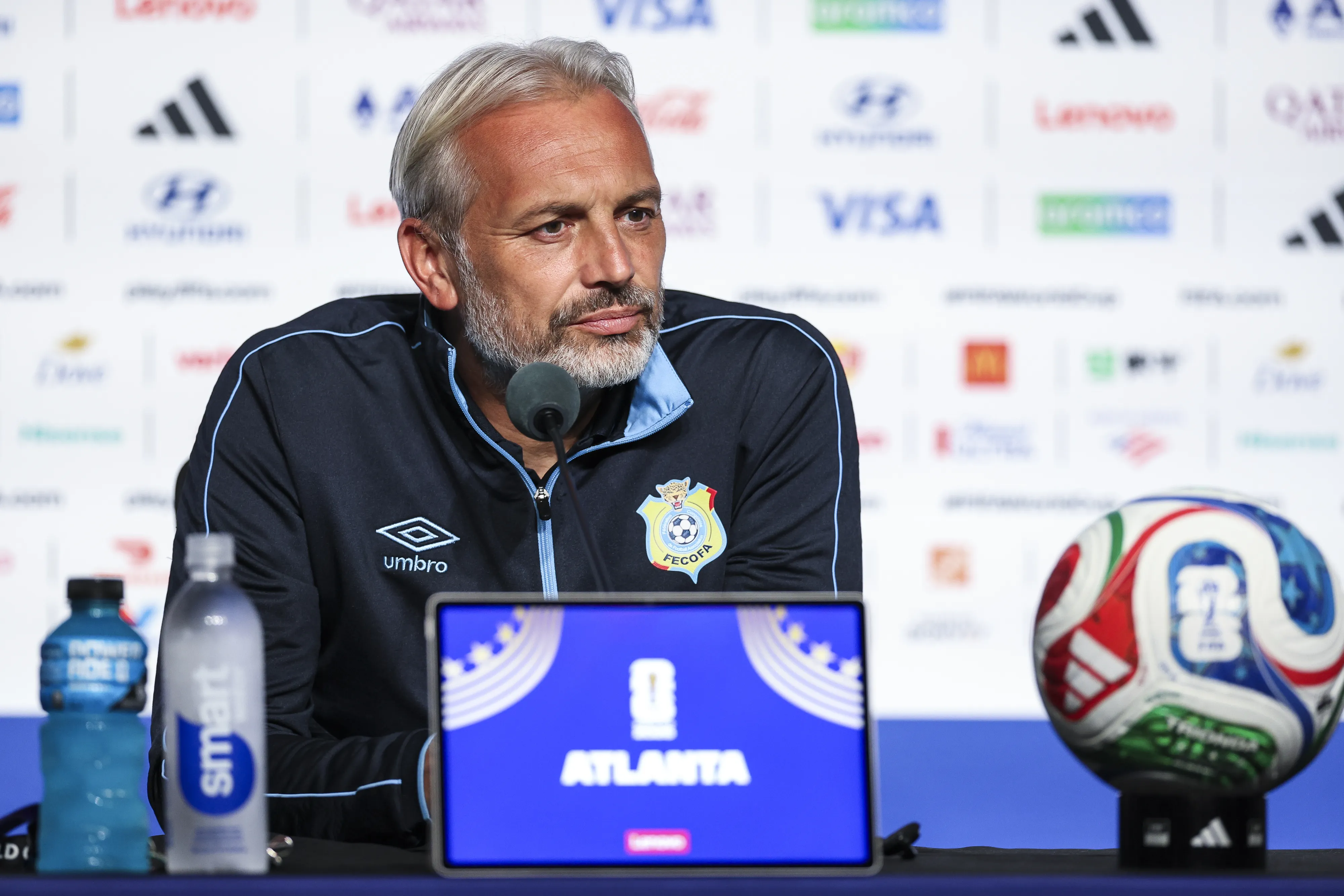 RDC : S&eacute;bastien Desabre a-t-il vraiment appris le d&eacute;c&egrave;s de son p&egrave;re en conf&eacute;rence de presse d&rsquo;apr&egrave;s-match de l&rsquo;Angleterre ?