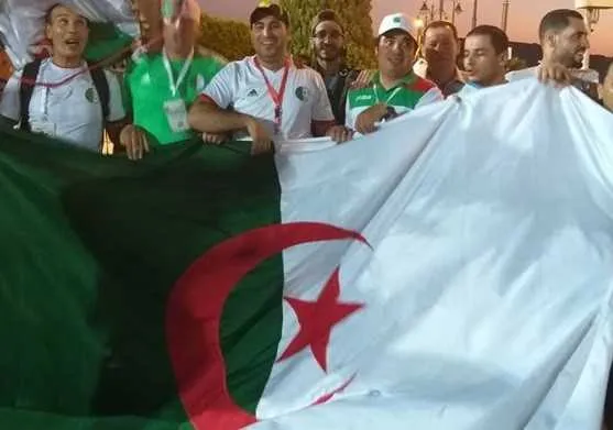 Italie-Espagne&nbsp;: le drapeau de l&rsquo;Alg&eacute;rie &agrave; Wembley fait le buzz