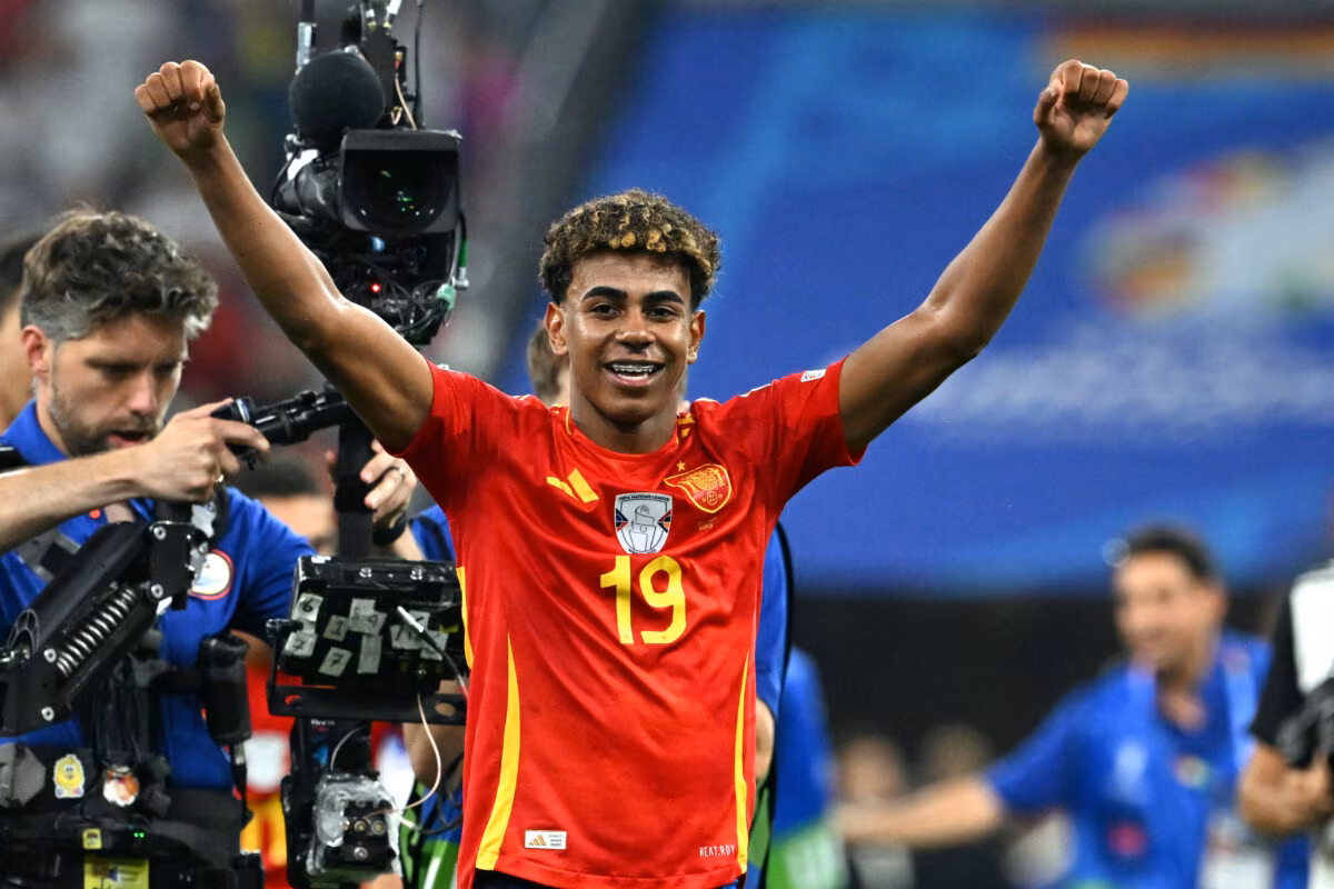 Espagne-France : un international marocain a f&ecirc;t&eacute; la qualif&rsquo; avec Yamal !