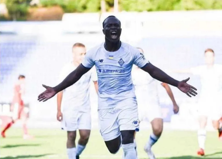 Saint-&Eacute;tienne : une p&eacute;pite s&eacute;n&eacute;galaise en provenance d&rsquo;Ukraine en approche ?