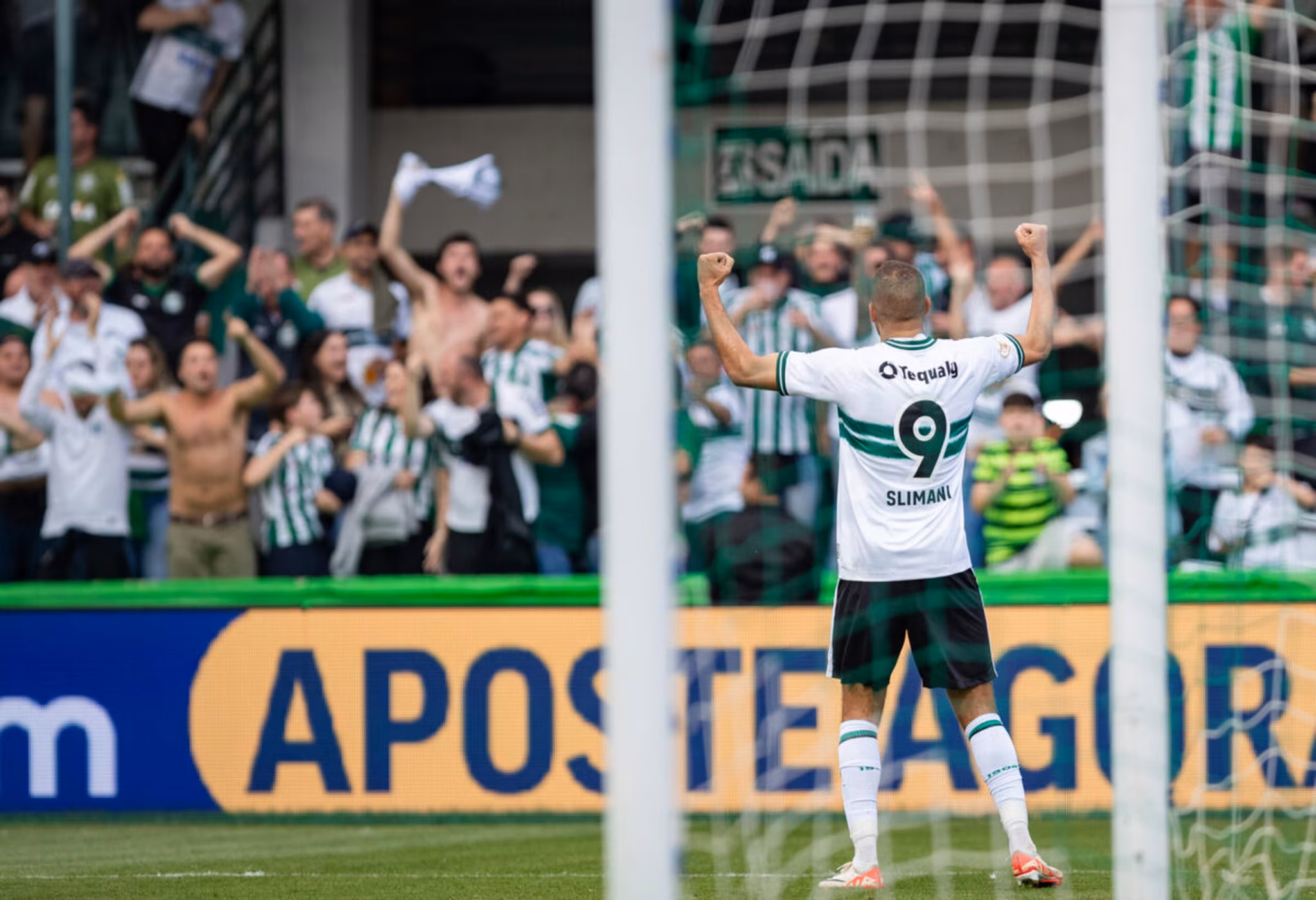Slimani, nouveau h&eacute;ros de Coritiba