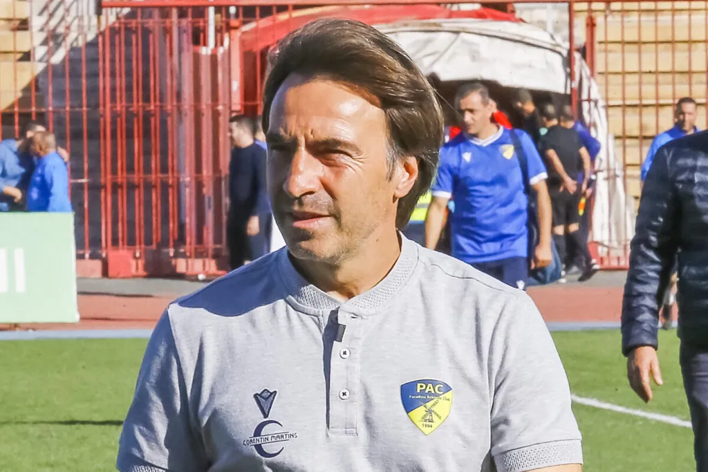 Corentin Martins, entra&icirc;neur, Paradou AC