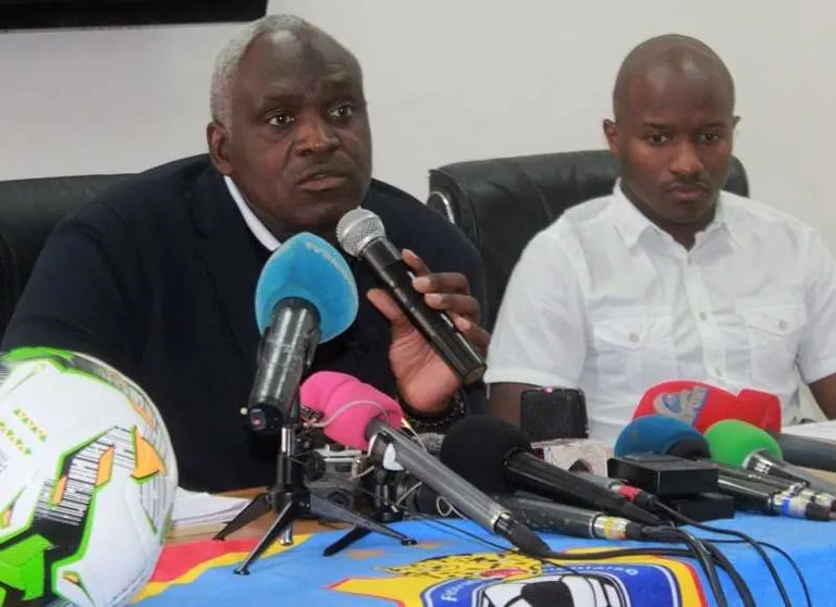 RDC : Mbokani, Wamangituka, Elia, Mputu… Le sélectionneur N’Sengi aborde les cas chauds !