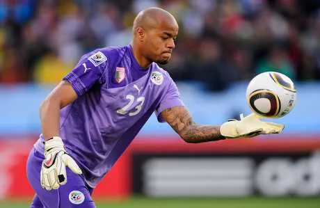 Ra&iuml;s M&rsquo;Bolhi : &ldquo;L&rsquo;Alg&eacute;rie ? Je n&rsquo;ai m&ecirc;me pas choisi&rdquo;