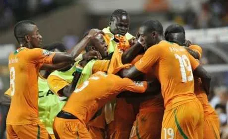 CAN 2015 : la C&ocirc;te d&rsquo;Ivoire passe sous les hu&eacute;es, la RDC esp&egrave;re