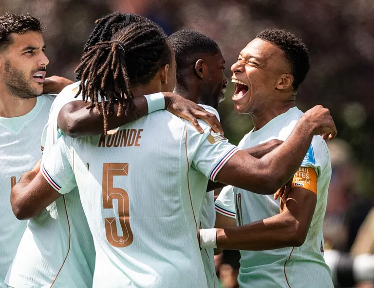 Pronostic France &ndash; Su&egrave;de : les Bleus lancent leur chasse au titre (30/06/2026)