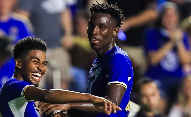 Chelsea : Jackson pr&ecirc;t &agrave; recevoir 40 cartons jaunes, si&hellip;