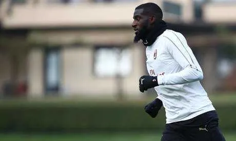 Milan : Ti&eacute;mou&eacute; Bakayoko demande &agrave; la C&ocirc;te d&rsquo;Ivoire de le laisser tranquille