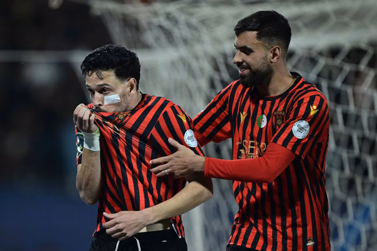 Coupe CAF : fin de match rocambolesque en Alg&eacute;rie, l&rsquo;USM Alger remporte la finale aller &agrave; la 98e