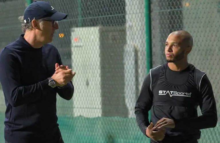 Mercato – Brahimi : “Blanc me voulait au PSG”