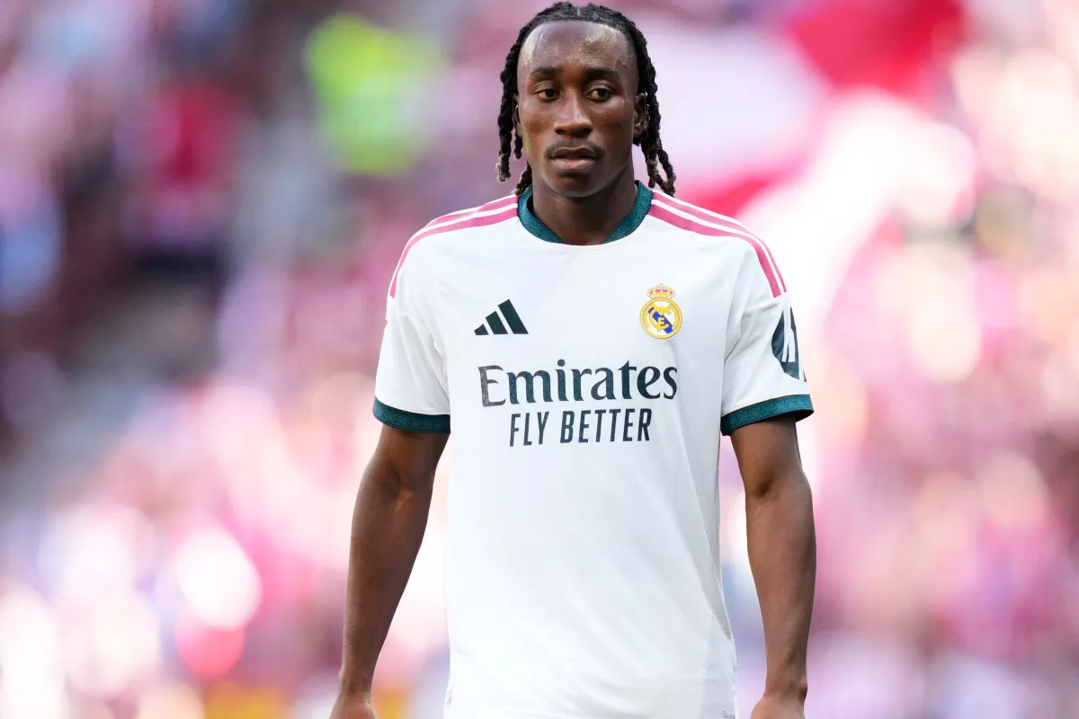 &ldquo;Il faut en enlever un et le mettre&rdquo; : Yan Diomand&eacute; enfin pl&eacute;biscit&eacute; au Real Madrid