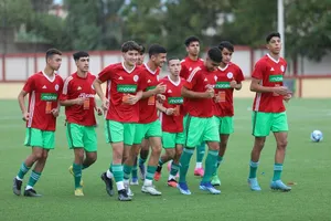 Algérie : deux U20 chipés par l’Espagne, Belmadi déplore de la “naïveté”