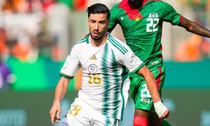 Algérie : Petkovic calme le jeu pour Amoura